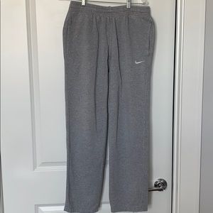 NIKE SWEATPANTS